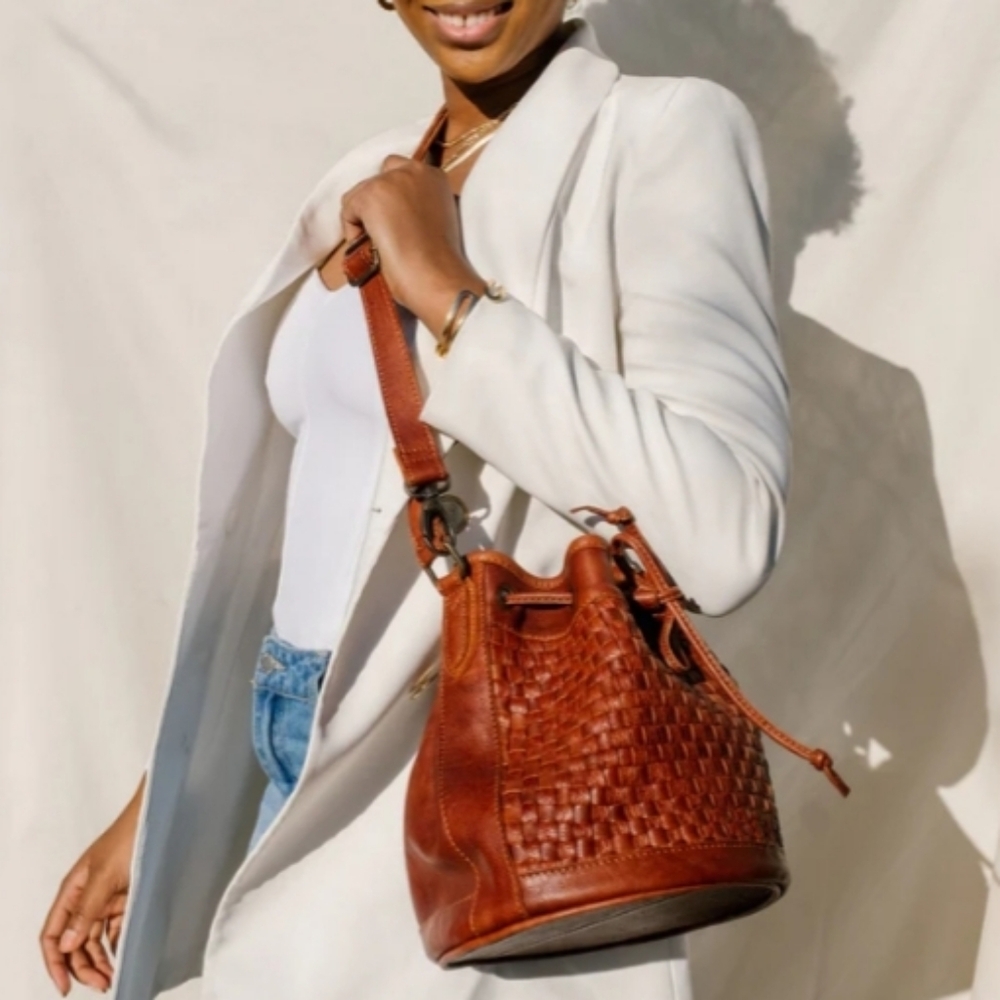 Handbag - Picture 2 of 12
